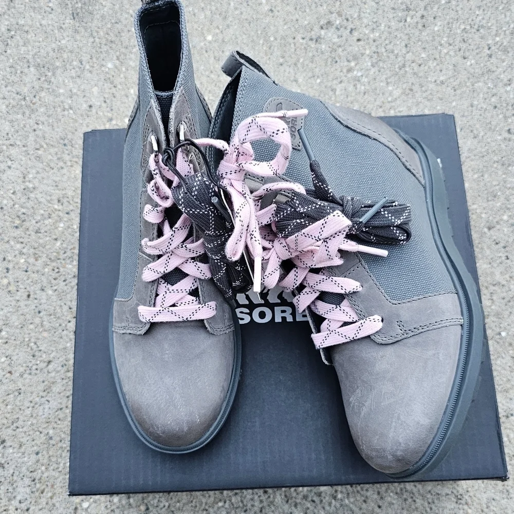 Sorel Evie Ankle lace Waterproof boots women's size 9